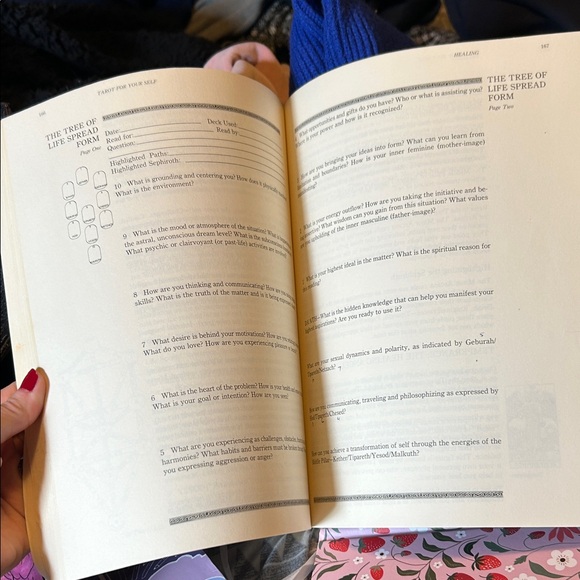 Tarot for Your Self Workbook 1984 Edition - Picture 3 of 6